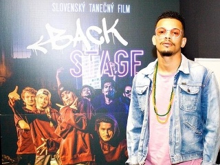 Film Backstage prichádza do