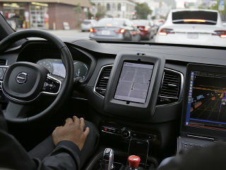 Samojazdiace auto taxislužby Uber