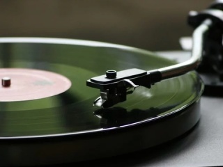 Spáliť či pochovať do