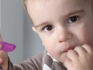 Trieska v prste: Takto