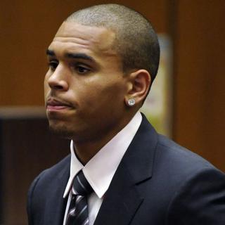 Chris Brown: Zmlátil som