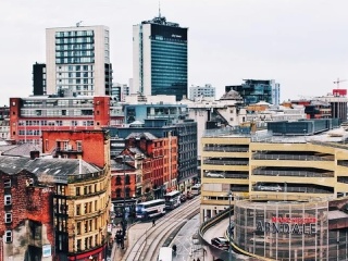 Boli sme v pulzujúcom