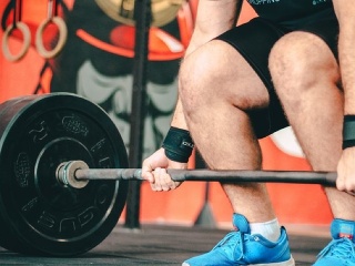 Jeffrey mal desiatky kíl