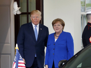 Donald Trump a Angela