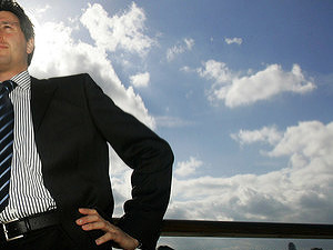 Z čoho majú bankári