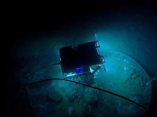 Vedci v hlbokom oceáne
