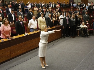 Dočasná paraguajská prezidentka -