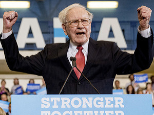 Predražený obed s Warrenom