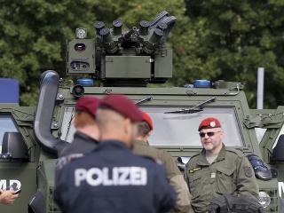 FOTO Cvičenie rakúskej polície