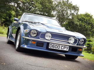 Aston Martin Vantage Volante