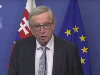 Kto je väčší šašo.