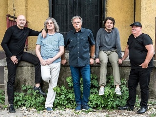 Prúdy vyrážajú na turné.