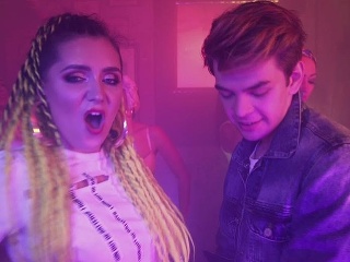 VIDEO Mafia Corner sa