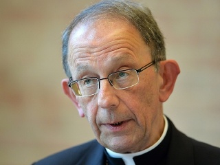 Biskup Lawrence T. Persico