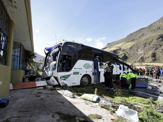 Nehoda autobusu v Ekvádore