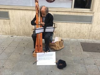Hudobník v Starom Meste.