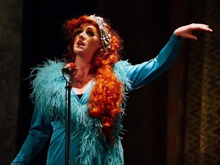 Divadelná Nitra je v