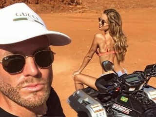 Sexi manželka futbalistu Adama