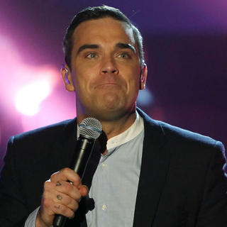 Spevák Robbie Williams potvrdil
