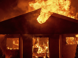 Požiar domu skončil tragicky:
