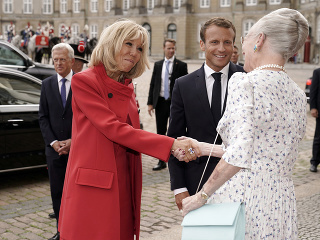 Brigitte Macron verí v