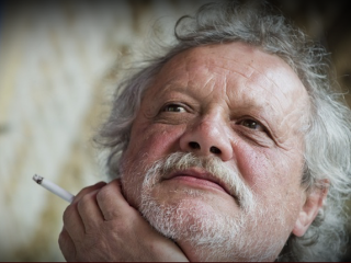 Jedno oko plakalo, druhé