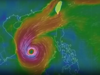 Vietnam zasiahla tropická búrka: