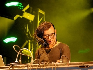 VIDEO Skrillex prišiel s