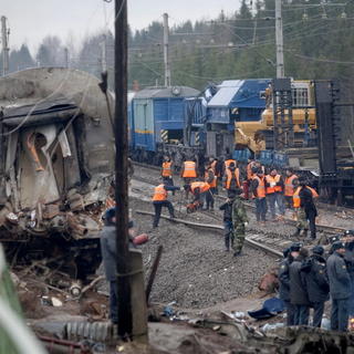Desiatky obetí, havária vlaku