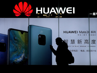 Zamestnanca firmy Huawei zadržali