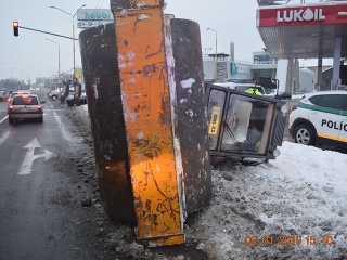 K netradičnej nehode cestného