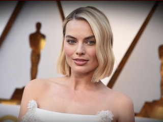 Hollywoodska sexbomba v hlavnej