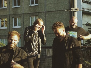 Real Something s tromi