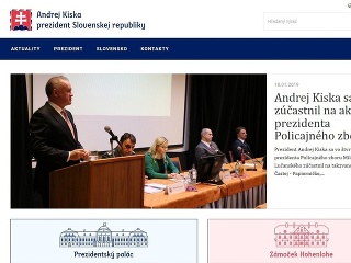 Web prezidenta Kisku terčom