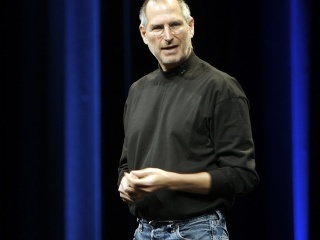 Drsný šéf, milovník áut