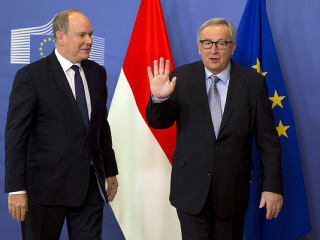 Jean-Claude Juncker (vpravo)
