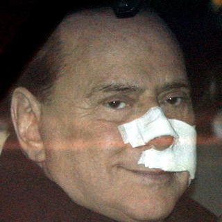 Macher Berlusconi: Mafiu do