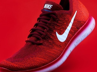 Športový gigant Nike obúva