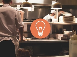 Aj celebrity niekde museli