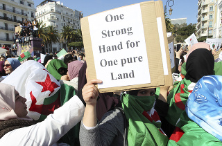 Alžírsky režim je na