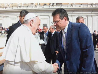 Maroš Šefčovič sa môže