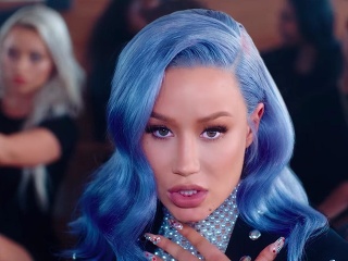 VIDEO: Iggy Azalea v