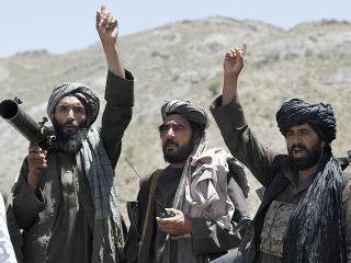 Militanti z hnutia Taliban
