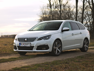 TEST: Peugeot 308 SW