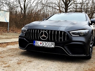 VIDEOTEST: Mercedes AMG GT