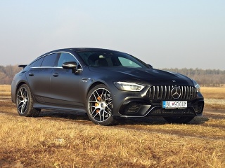 TEST: Mercedes AMG GT