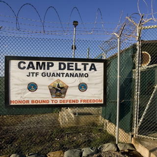 Väzni z Guantánama sú