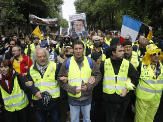 Demonštranti z francúzskeho hnutia