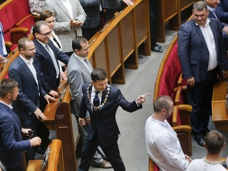 Ukrajinskí poslanci odmietli rokovať