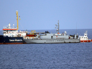 Loď Sea-Watch 3 v